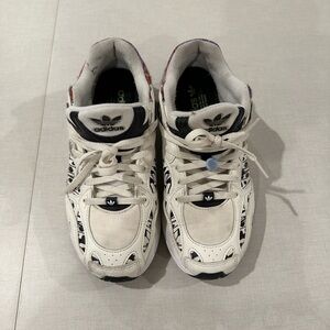 Adidas Astir W GY9552 Womens Sneakers Shoes Size 8 White Black